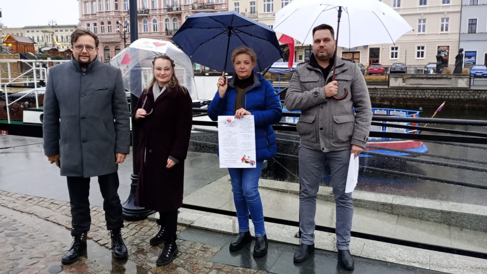 – Finałem, tym najważniejszym elementem, jest przyjście w święta i podzielenie się ciepłym świątecznym posiłkiem – mówi Ireneusz Nitkiewicz, jeden z organizatorów wydarzenia/fot. Wiktor Sobociński