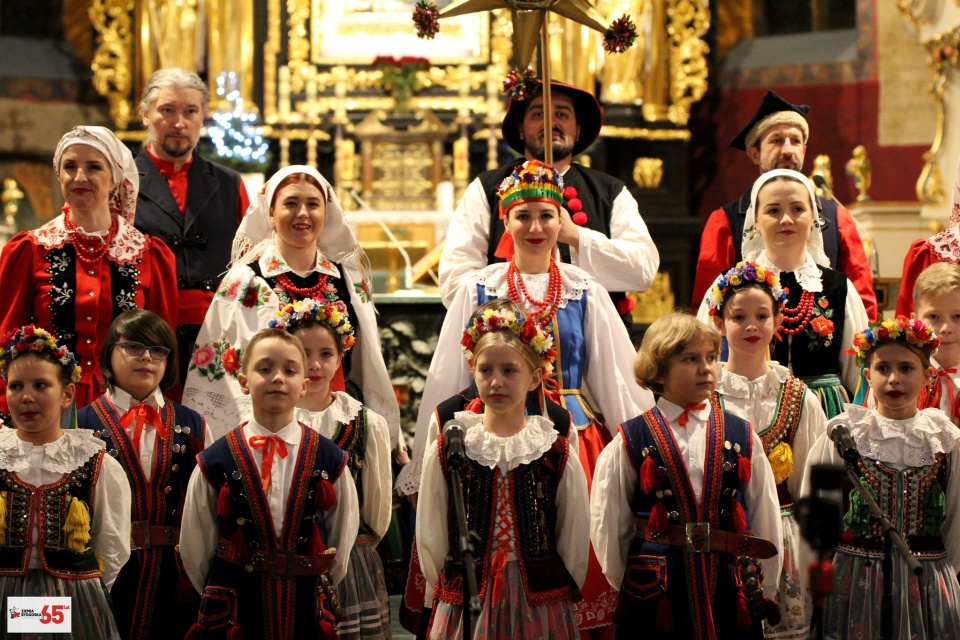 Zespół Pieśni i Tańca Ziemia Bydgoska/fot. Adam Borkowski