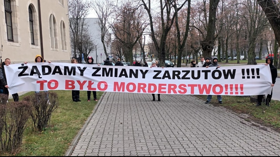 Protest przed Sądem Rejonowym w Inowrocławiu/fot. Marcin Glapiak