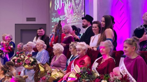 Wybory Miss 80+ cieszyły się sporym powodzeniem. Sala Politechniki Bydgoskiej była pełna. / Fot. nadesłane