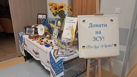 W bydgoskim Pałacu Młodzieży odbyło się spotkanie „Bydgoszcz Solidarna z Ukrainą”, w trzecią rocznicę pełnoskalowej inwazji Rosji na Ukrainę/fot: Damian Klich