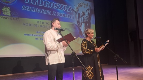 W bydgoskim Pałacu Młodzieży odbyło się spotkanie „Bydgoszcz Solidarna z Ukrainą”, w trzecią rocznicę pełnoskalowej inwazji Rosji na Ukrainę/fot: Damian Klich