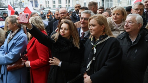 Były premier Mateusz Morawiecki (PiS) stawił się w czwartek w Prokuraturze Okręgowej w Warszawie/fot. PAP/Paweł Supernak