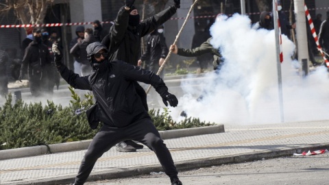 Demonstracja w drugą rocznicę największej w historii Grecji katastrofy kolejowej/fot. ACHILLEAS CHIRAS/PAP/EPA