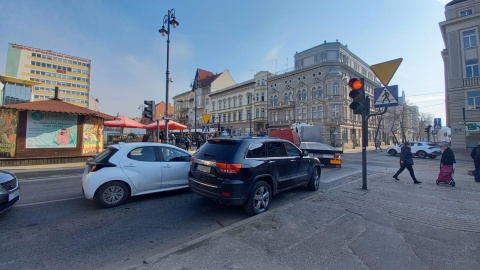 Samochód ciężarowy i dostawczy zderzyły się na skrzyżowaniu ul. Gdańskiej i Śniadeckich/fot. Tatiana Adonis