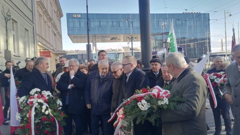 44. rocznicę rozpoczęcia strajku rolników upamiętniono w Bydgoszczy. Wydarzenia z 1981 roku doprowadziły do zarejestrowania rolniczej „Solidarności"/fot. Monika Siwak