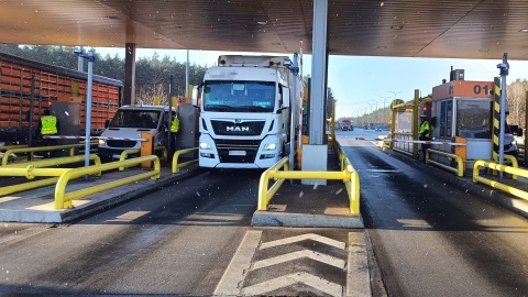 Policjanci z regionu kontrolowali zachowanie kierowców na autostradzie A1/fot: KMP w Toruniu