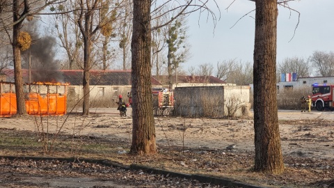 Gaszenie pożaru przy ul. Grudziądzkiej. / Fot. KM PSP Toruń