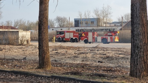 Gaszenie pożaru przy ul. Grudziądzkiej. / Fot. KM PSP Toruń