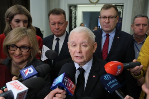 Jarosław Kaczyński: Mamy łamanie artykułu 127 Kodeksu karnego, czyli zmianę ustroju siłą