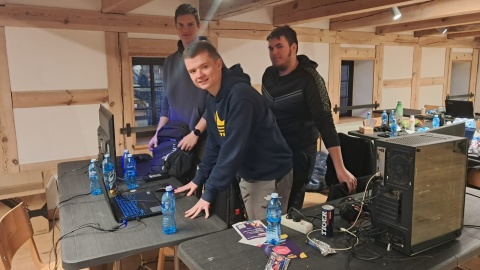 Maraton programowania przez całą dobę. Po 8. Bydgoskim Hackathonie w Młynach Rothera