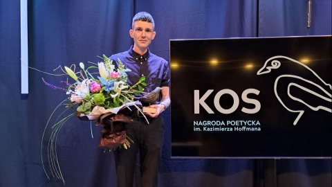 Praca ze słowami jest wymagająca Statuetkę KOSa otrzymał Stanisław Kalina Jaglarz