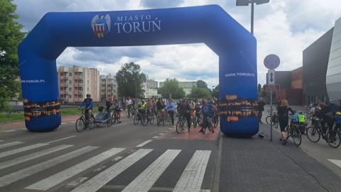 Małe i duże jednoślady poszły w ruch Ruszyła rodzinna akcja Toruń na rowery [zdjęcia]