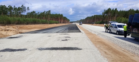 Tak postępują praca na S10. To inwestycja o znaczeniu krajowym [zdjęcia]