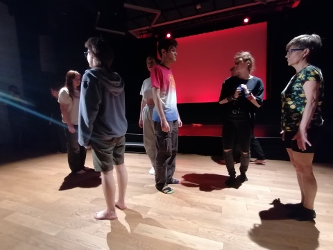Pokażą efekt warsztatów teatralnych dla młodych. Premiera w toruńskim WOAK-u