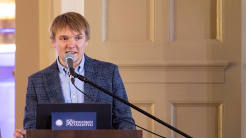 Kompletne wydanie Robinsona Crusoe pierwszy raz po polsku dzięki badaczowi z UKW
