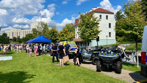 Tor przeszkód, otwarty radiowóz i alkogogle! Piknik Policji na bydgoskiej Wyspie Młyńskiej [zdjęcia]
