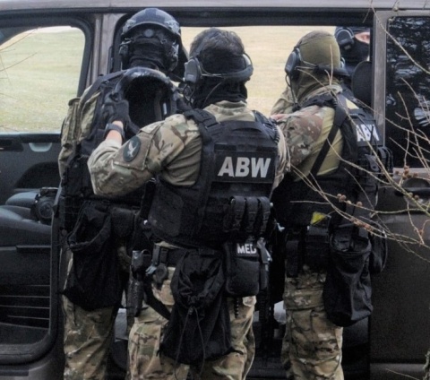 Trzy miesiące aresztu dla Ukraińców podejrzanych o szpiegostwo. Monitorowali drogi i obiekty wojskowe