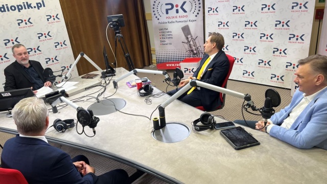 Politycy o rezygnacji prezesa TMMB. Radiokonferencja w PR PiK [wideo]