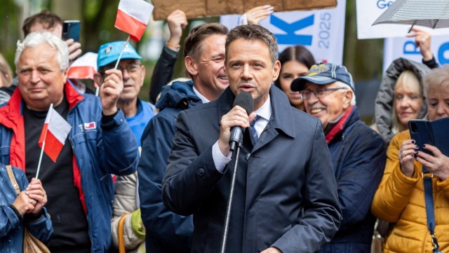 CBOS: Trzaskowski - 32,7 proc. Nawrocki - 27,5 proc., Mentzen - 13,7 proc.