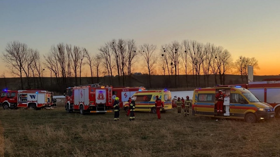 Ratownicy z Wodnego Ochotniczego Pogotowia Ratunkowego podjęli działania i wyłowili wędkarz, niestety ich życia nie udało się uratować/fot. WOPR Toruń, Facebook