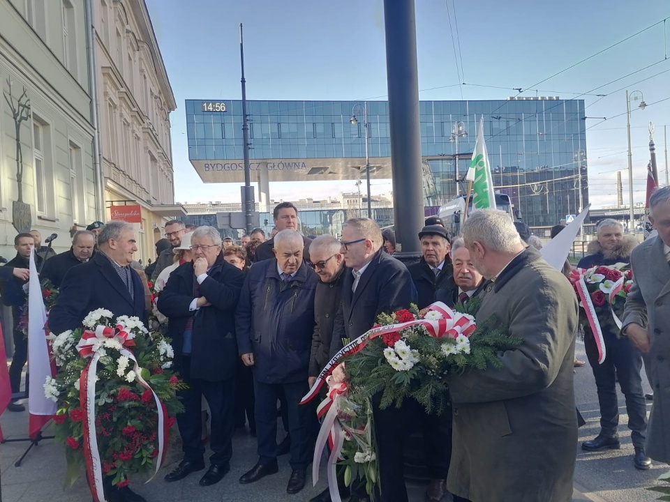 44. rocznicę rozpoczęcia strajku rolników upamiętniono w Bydgoszczy. Wydarzenia z 1981 roku doprowadziły do zarejestrowania rolniczej „Solidarności"/fot. Monika Siwak