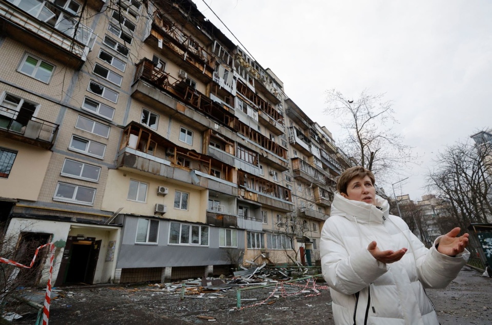 Wojna na Ukrainie. Po nocnym ataku dronów w Kijowie/fot. PAP/EPA/SERGEY DOLZHENKO